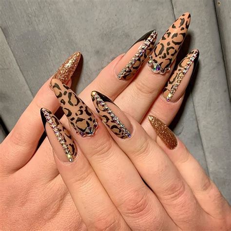 leopard print on nails.